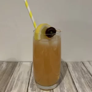 California Lemonade cocktail served in a Collins glass