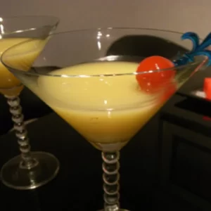 Cocktail Casa Blanca servito in Bicchiere da cocktail