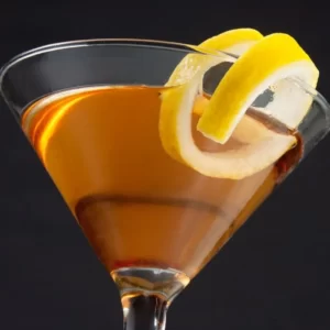 Victor Cocktail serviert im Cocktailglas