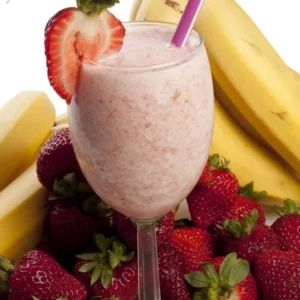 Cocktail Banana Strawberry Shake servito in Highball Glass