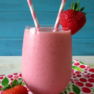 Strawberry Shivers cocktail served in a Highball glass
