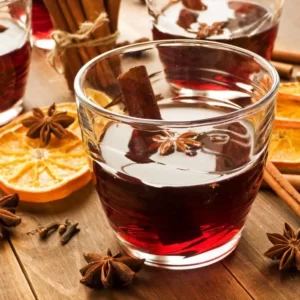 Cocktail Mulled Wine servi dans un Collins Glass