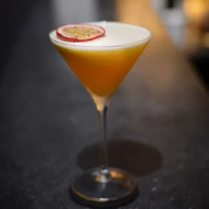 Cocktail Atlantic Sun servi dans un Collins Glass