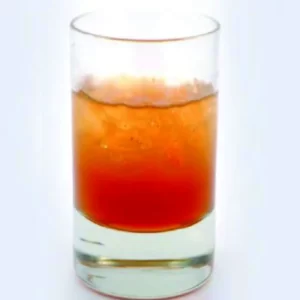 Cocktail Freddy Kruger servito in Bicchierino