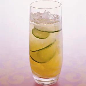 Avalon cóctel servido en Vaso Highball