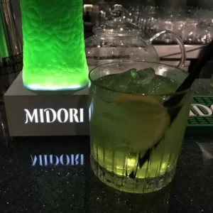 Cocktail Zimadori Zinger servito in Bicchiere Collins