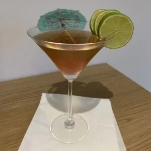 Cocktail Adam servito in Bicchiere da cocktail